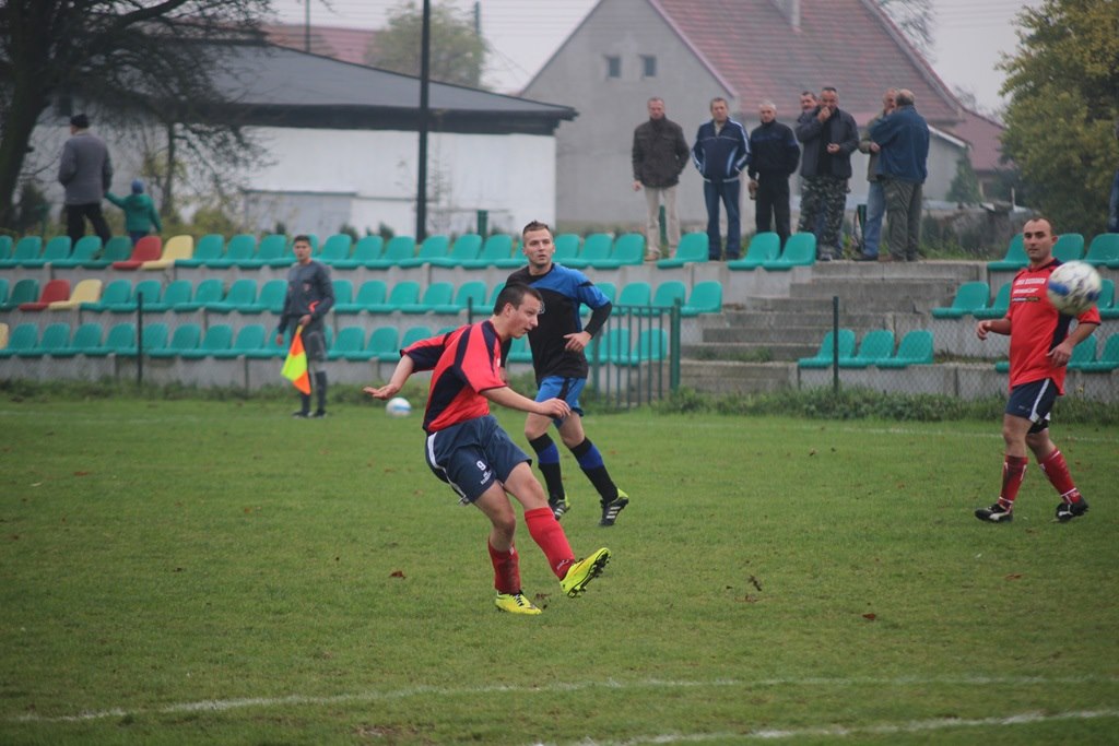 Klasa B: Unia -	 Cicha Woda 1:0 (0:0)