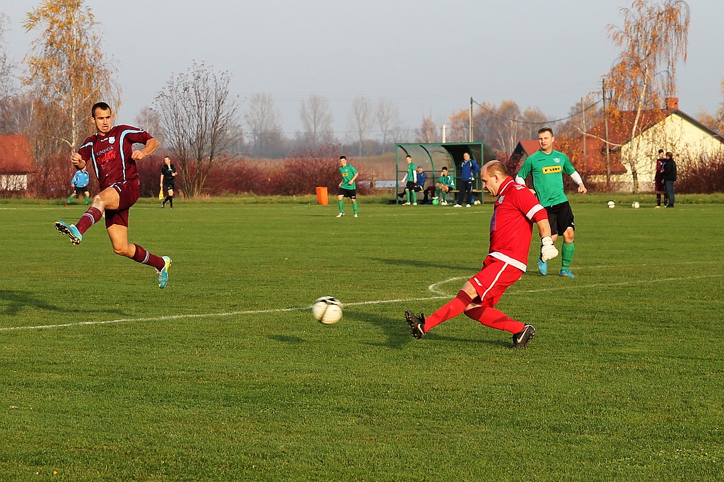 Klasa A: Mewa - Dąb 0:7