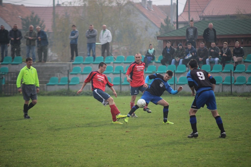 Klasa B: Unia -	 Cicha Woda 1:0 (0:0)