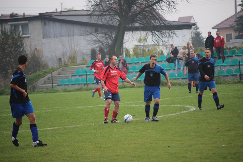 Klasa B: Unia -	 Cicha Woda 1:0 (0:0)
