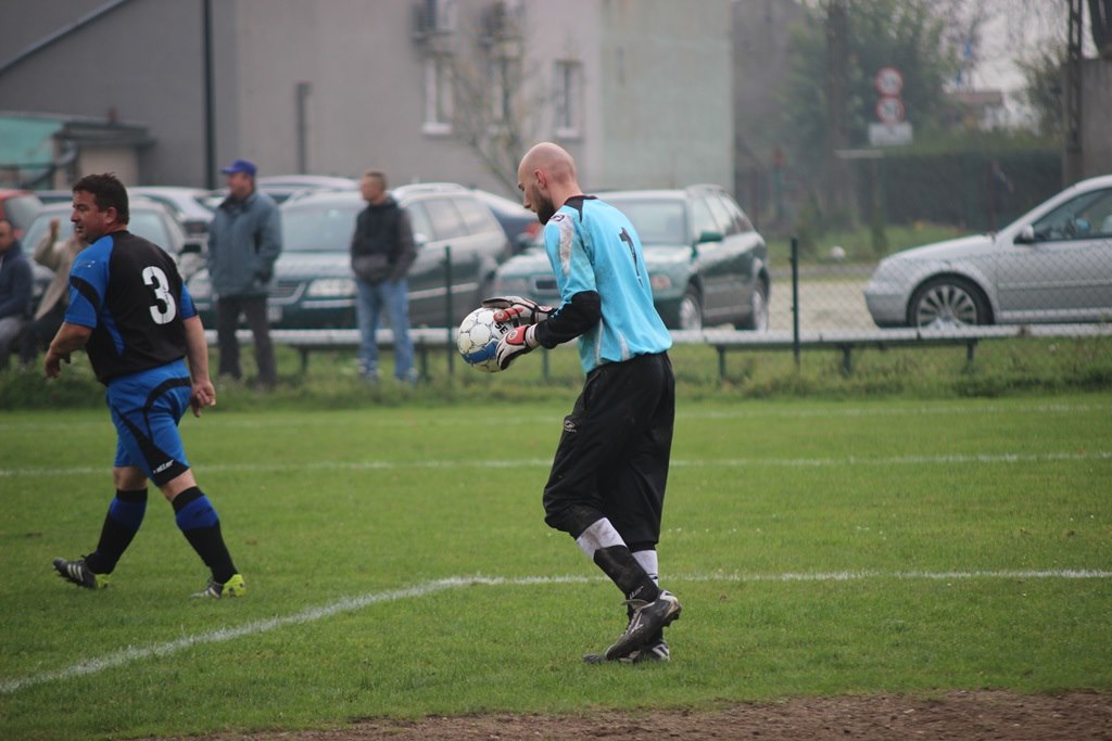 Klasa B: Unia -	 Cicha Woda 1:0 (0:0)