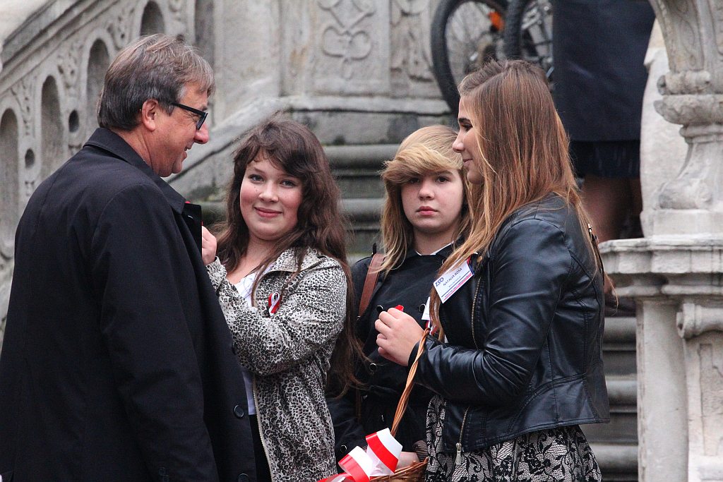 Uczniowie klas mundurowych ślubowali w Rynku