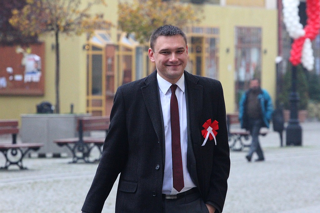 Uczniowie klas mundurowych ślubowali w Rynku