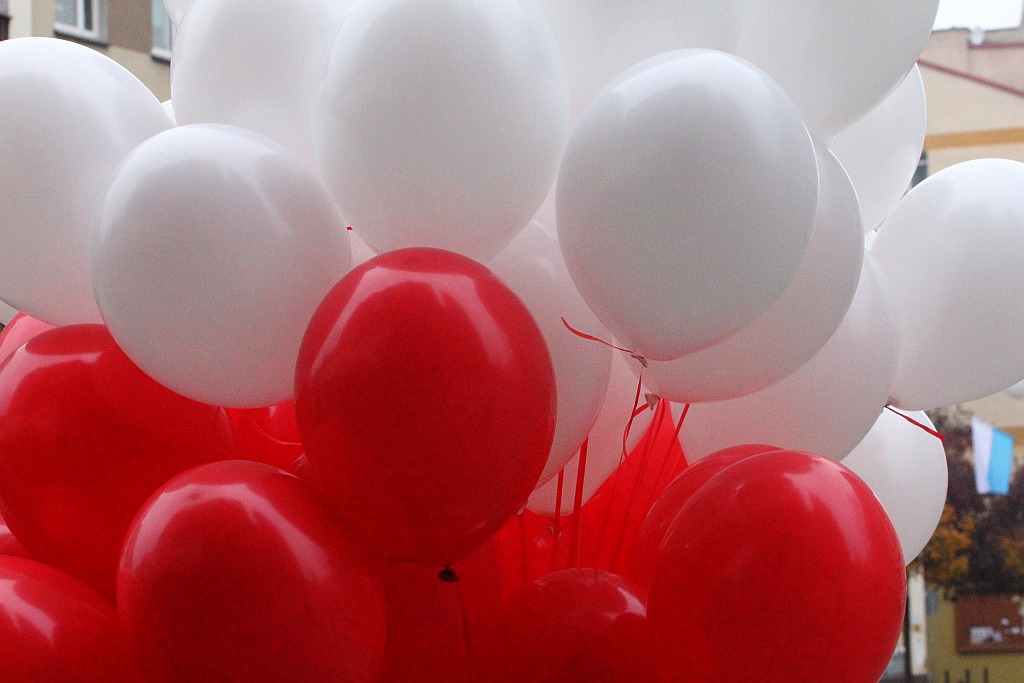 Uczniowie klas mundurowych ślubowali w Rynku