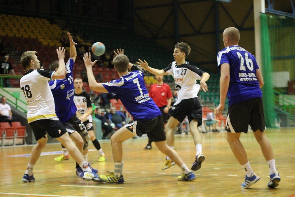 Siódemka Miedź Legnica - MKS MOS Wrocław 23:26