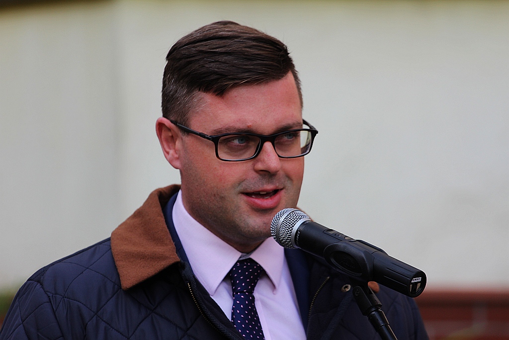 Strażacy pochwalili się nowym Mercedesem