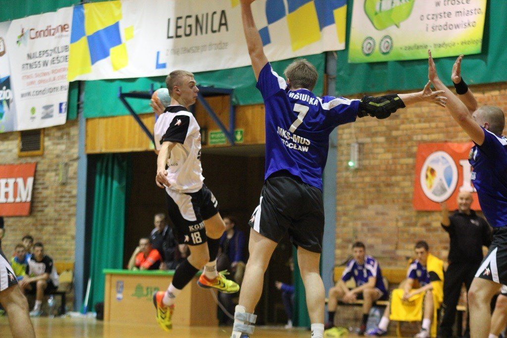 Siódemka Miedź Legnica - MKS MOS Wrocław 23:26