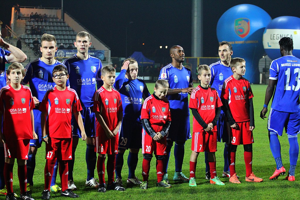 Midzierski uratował Miedź. Derby na remis