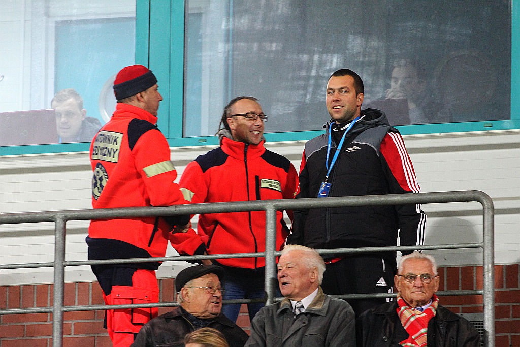 Midzierski uratował Miedź. Derby na remis
