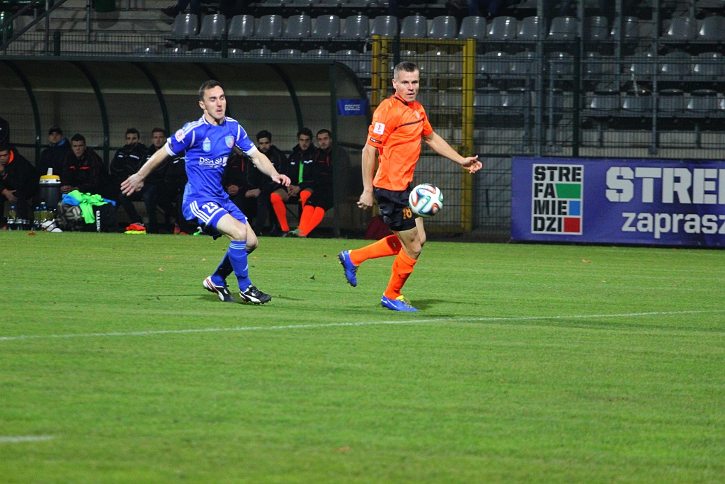 Midzierski uratował Miedź. Derby na remis
