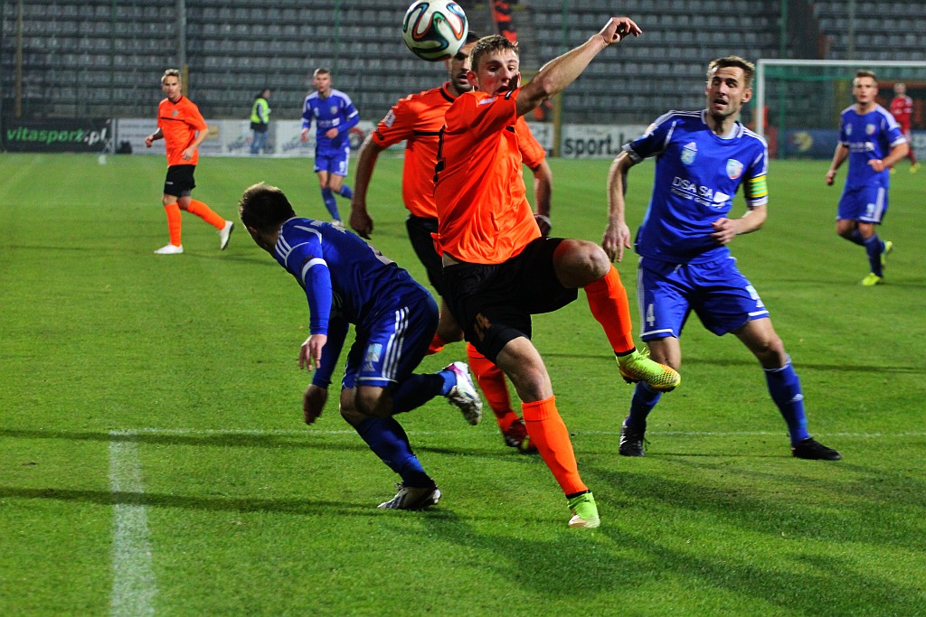 Midzierski uratował Miedź. Derby na remis