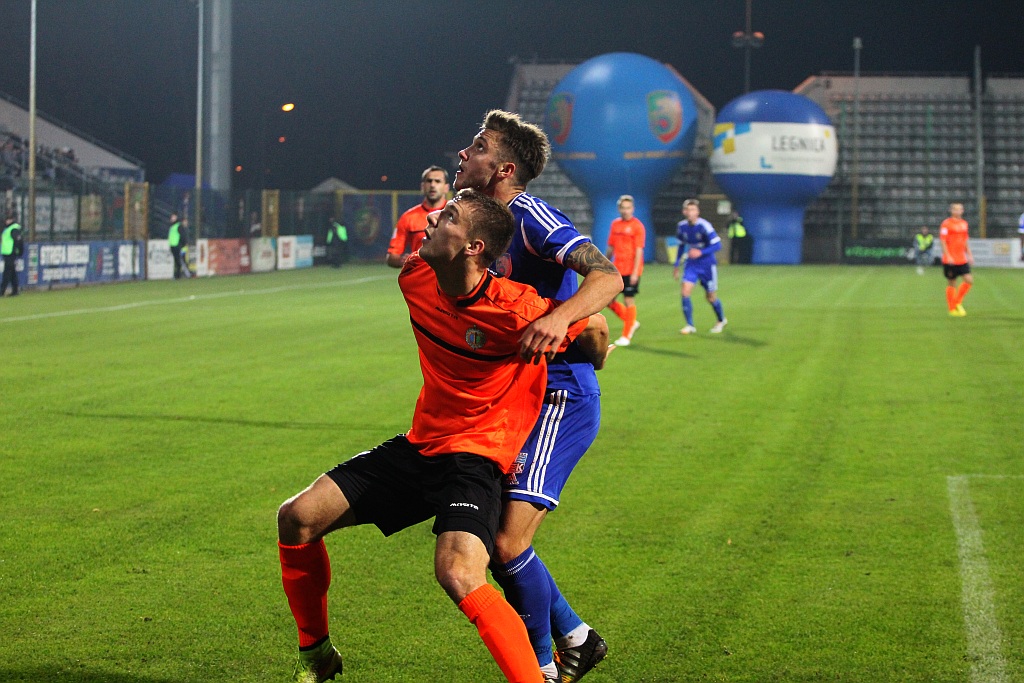 Midzierski uratował Miedź. Derby na remis