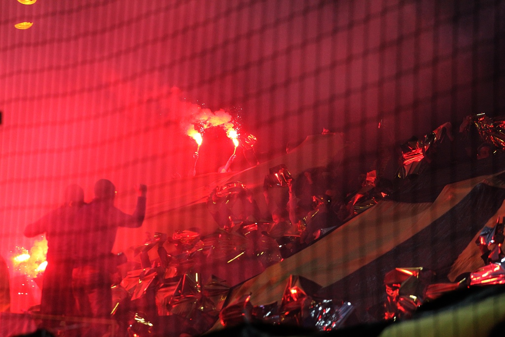 Midzierski uratował Miedź. Derby na remis