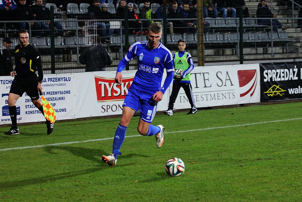 Midzierski uratował Miedź. Derby na remis