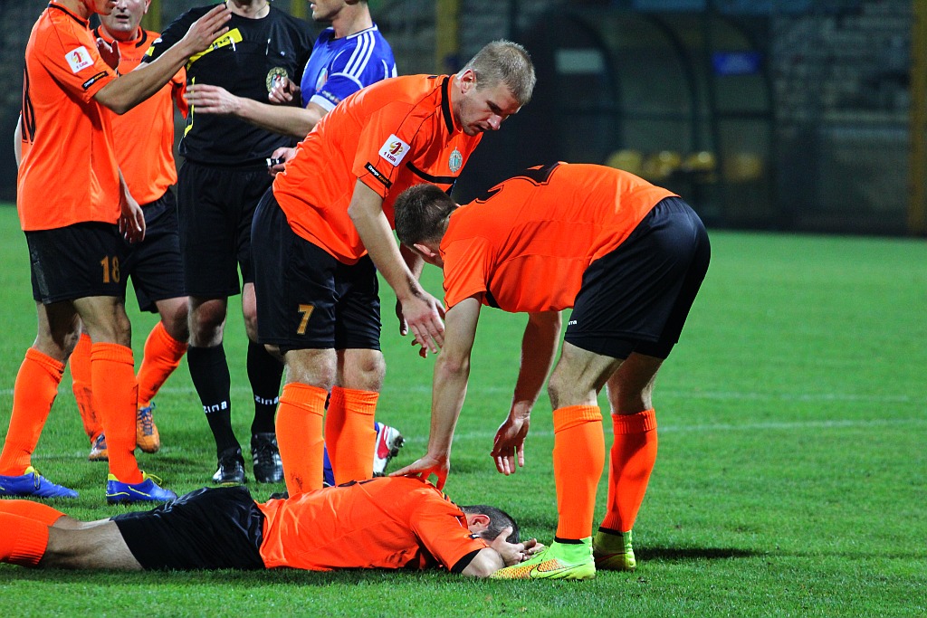 Midzierski uratował Miedź. Derby na remis