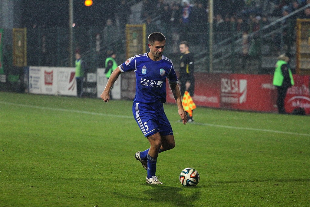 Midzierski uratował Miedź. Derby na remis