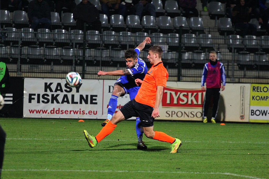 Midzierski uratował Miedź. Derby na remis