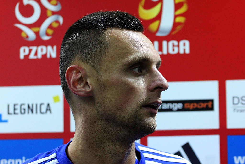 Midzierski uratował Miedź. Derby na remis