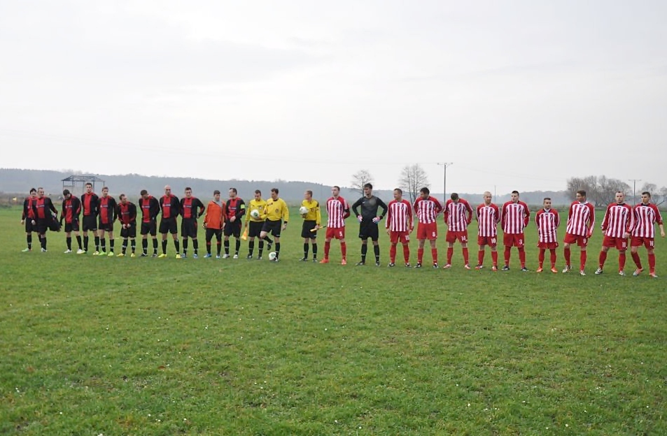 Klasa A: Grom - Prochowiczanka 0:3
