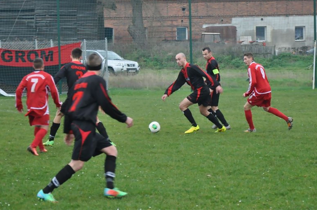 Klasa A: Grom - Prochowiczanka 0:3
