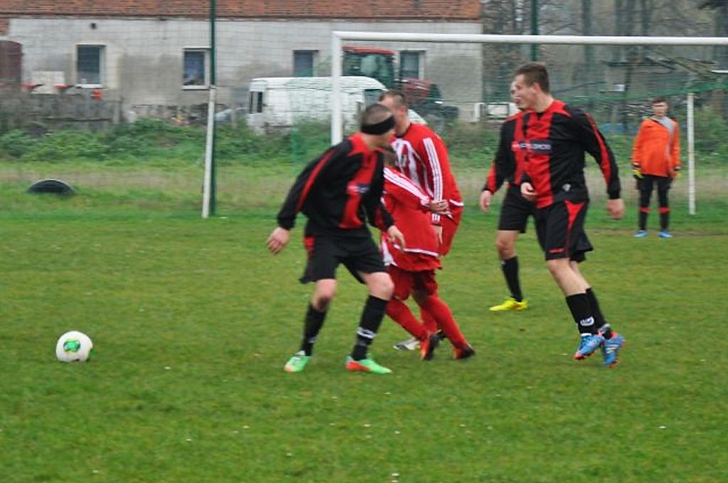 Klasa A: Grom - Prochowiczanka 0:3
