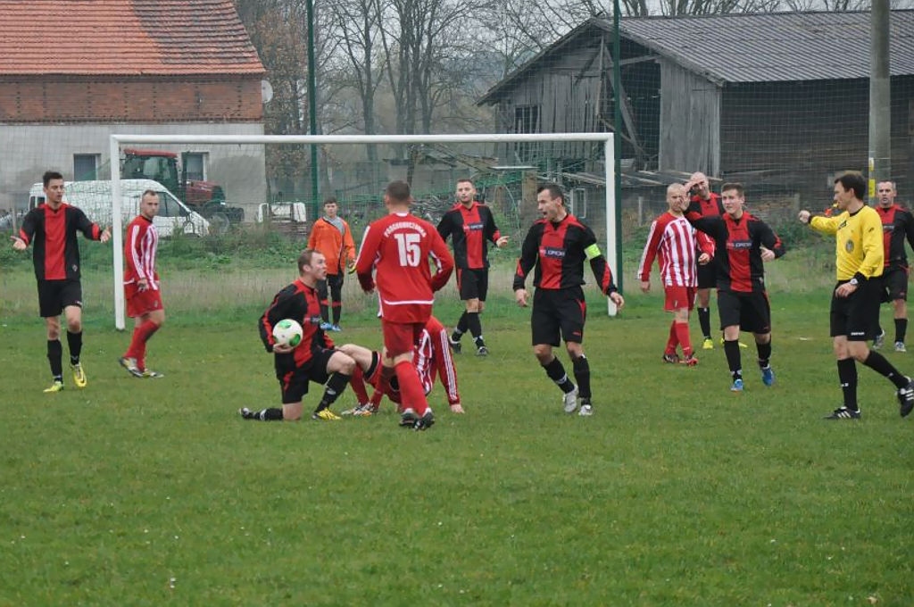 Klasa A: Grom - Prochowiczanka 0:3
