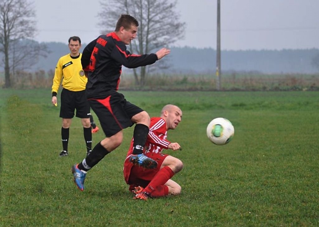 Klasa A: Grom - Prochowiczanka 0:3
