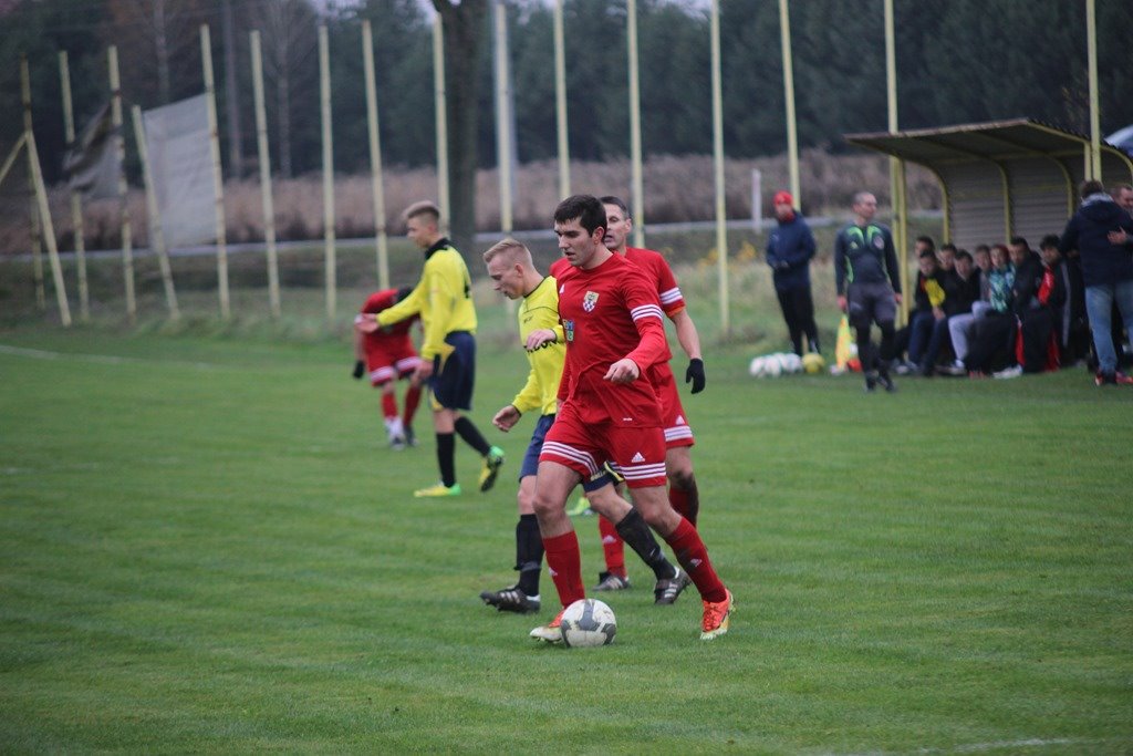 Okręgówka: Iskra - GKS Męcinka 3:1 (2:1)