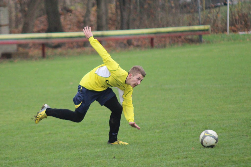 Okręgówka: Iskra - GKS Męcinka 3:1 (2:1)