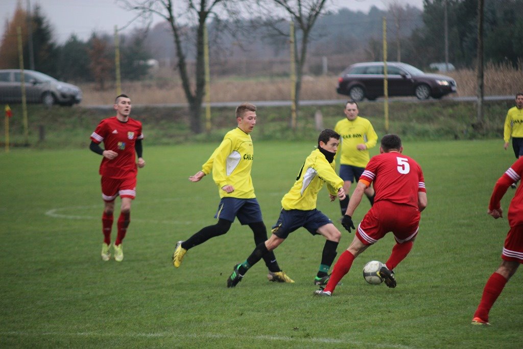 Okręgówka: Iskra - GKS Męcinka 3:1 (2:1)