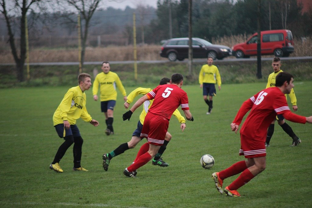 Okręgówka: Iskra - GKS Męcinka 3:1 (2:1)