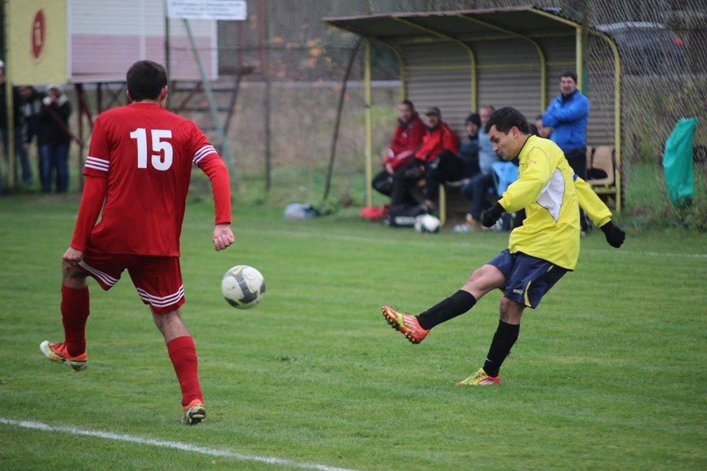 Okręgówka: Iskra - GKS Męcinka 3:1 (2:1)
