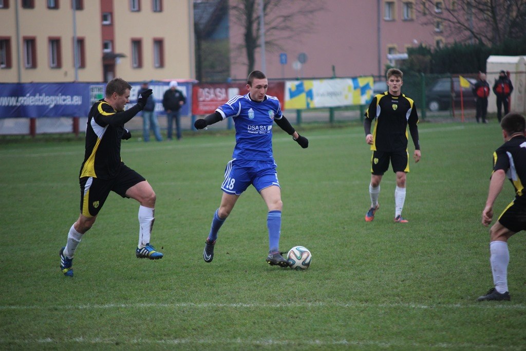 IV liga: Miedź II – LZS Stary Śleszów 5:1 (2:1)