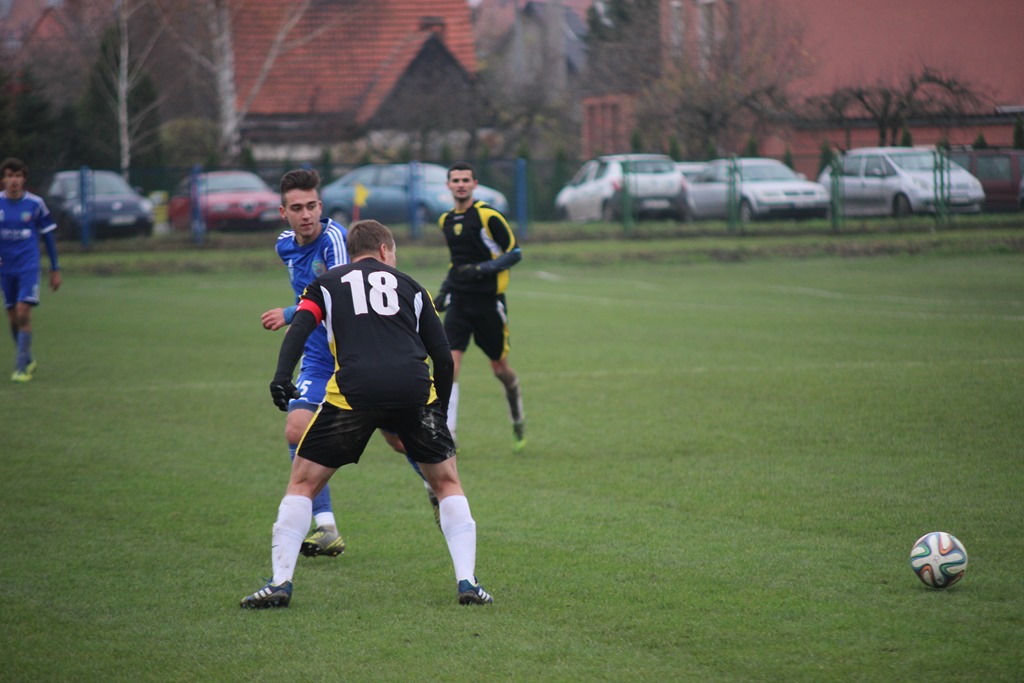 IV liga: Miedź II – LZS Stary Śleszów 5:1 (2:1)