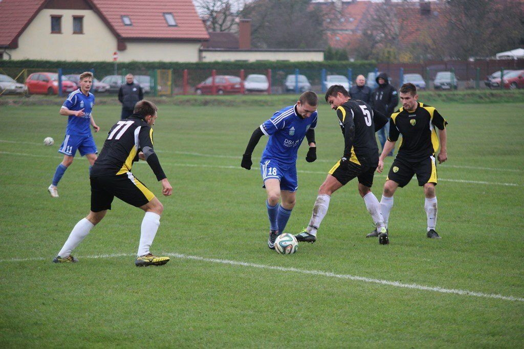 IV liga: Miedź II – LZS Stary Śleszów 5:1 (2:1)