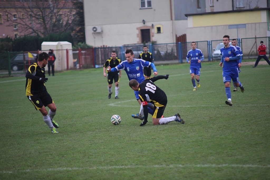 IV liga: Miedź II – LZS Stary Śleszów 5:1 (2:1)