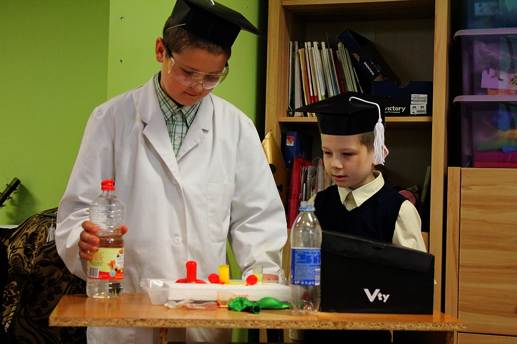 Pasowanie uczniów w szkole 