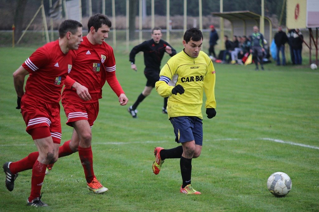 Okręgówka: Iskra - GKS Męcinka 3:1 (2:1)