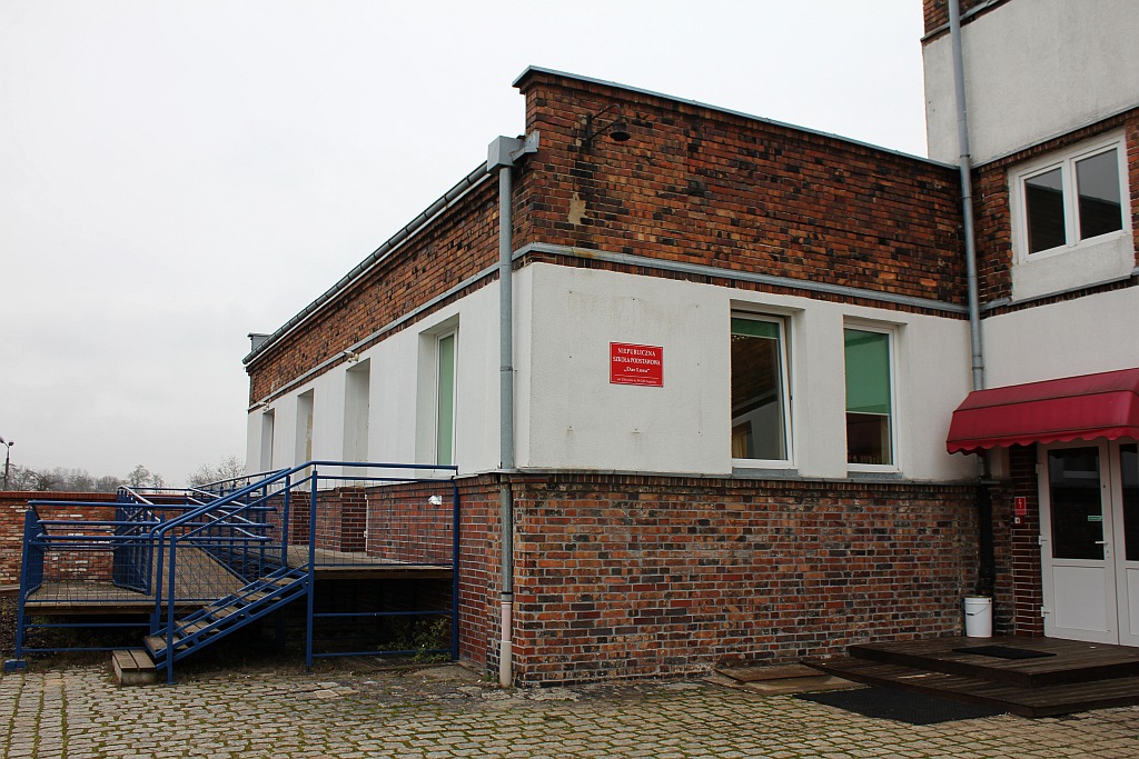 Pasowanie uczniów w szkole 