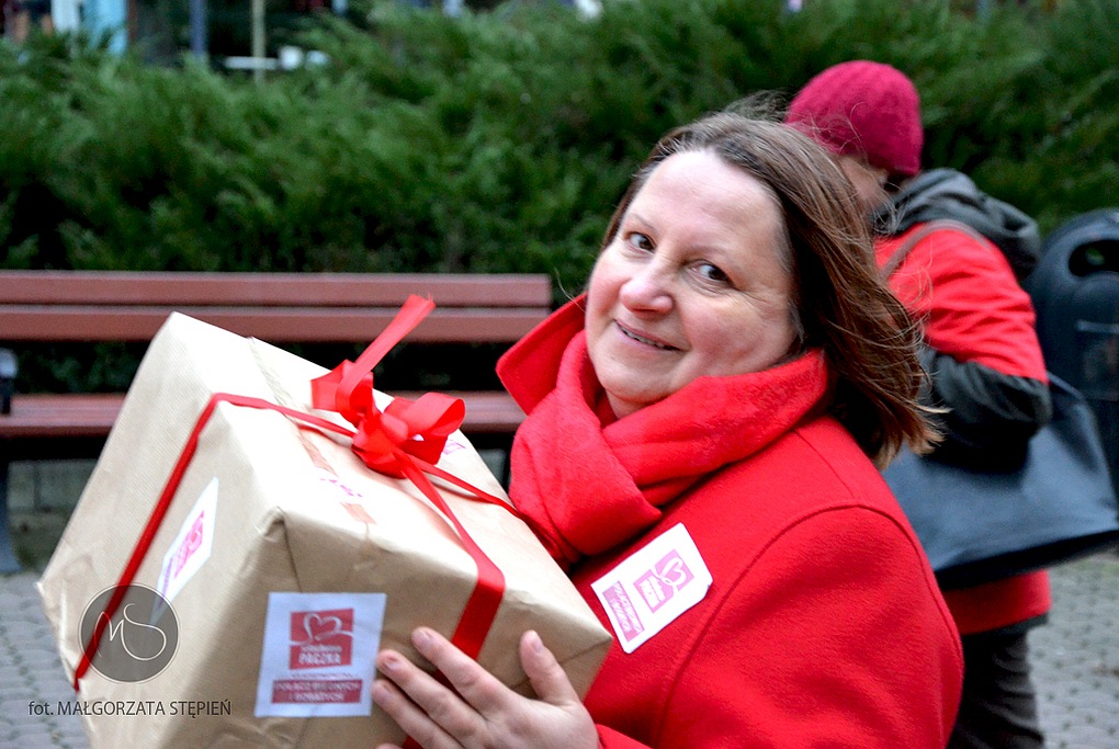 Czerwoni Mikołaje ze Szlachetnej Paczki
