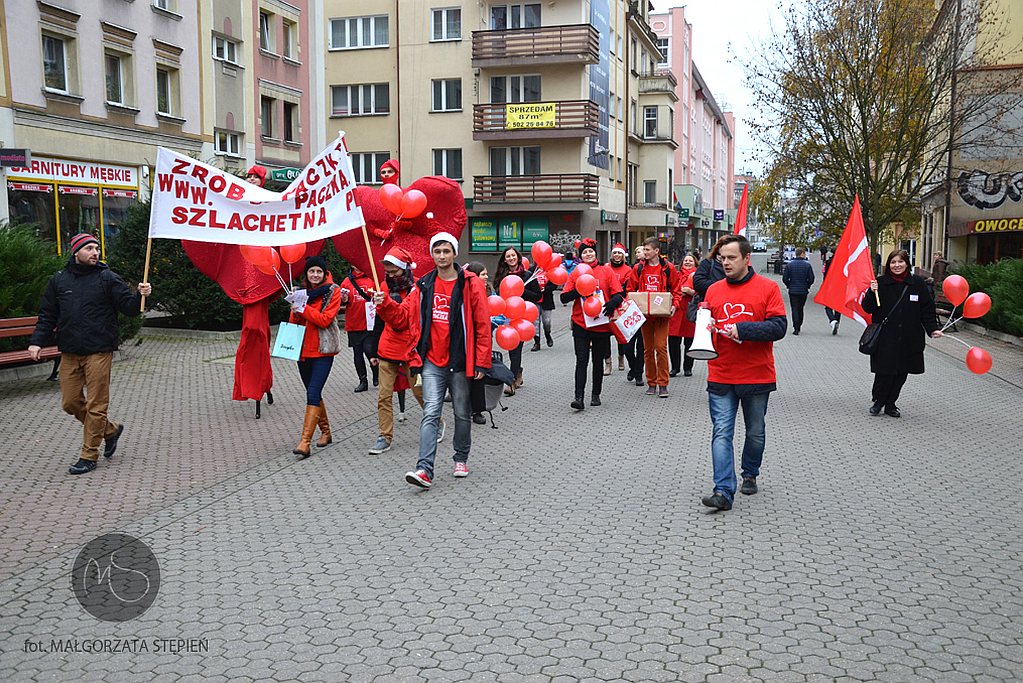 Czerwoni Mikołaje ze Szlachetnej Paczki