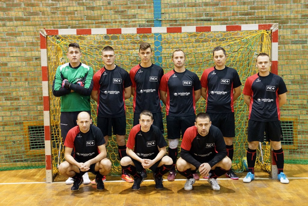 1 kolejka Legnickiej Ligi Halowej. II liga