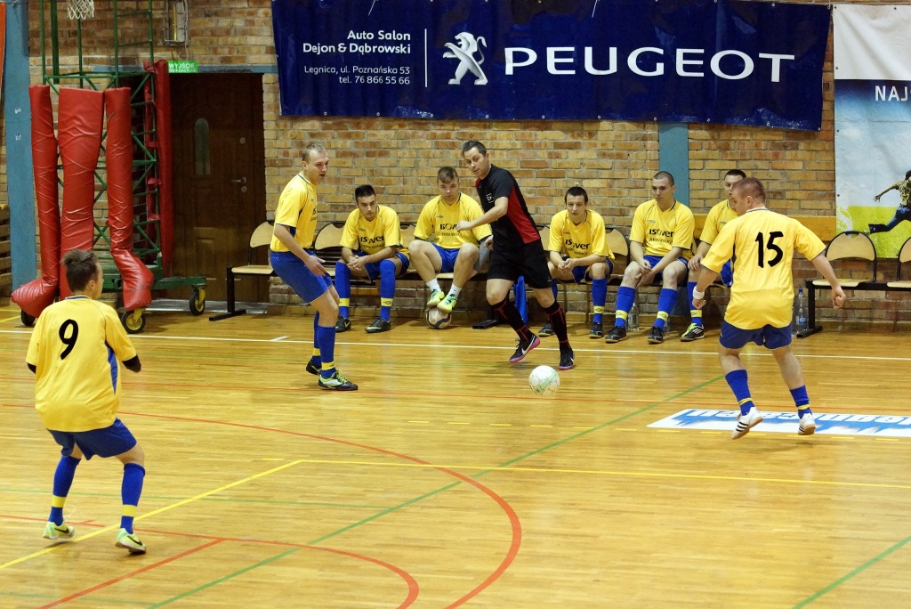 1 kolejka Legnickiej Ligi Halowej. II liga