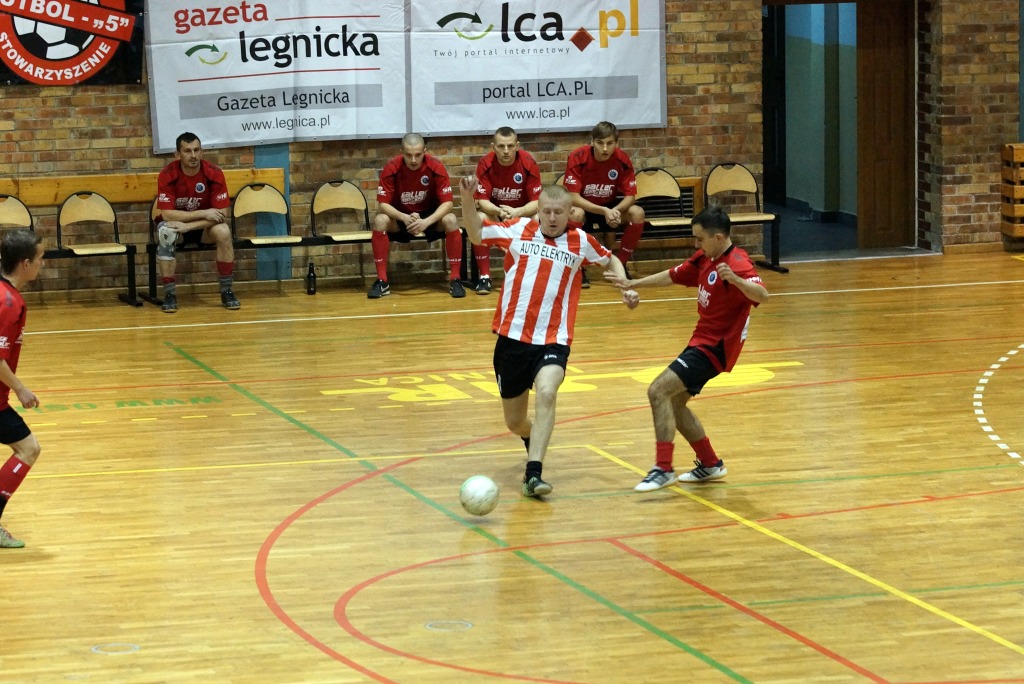 1 kolejka Legnickiej Ligi Halowej. I liga