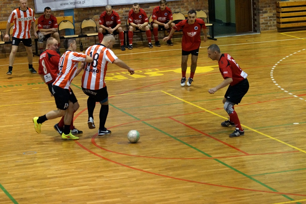 1 kolejka Legnickiej Ligi Halowej. I liga
