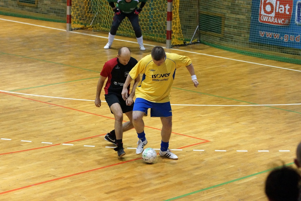 1 kolejka Legnickiej Ligi Halowej. II liga