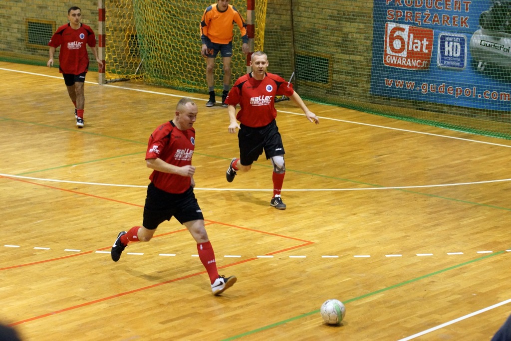 1 kolejka Legnickiej Ligi Halowej. I liga