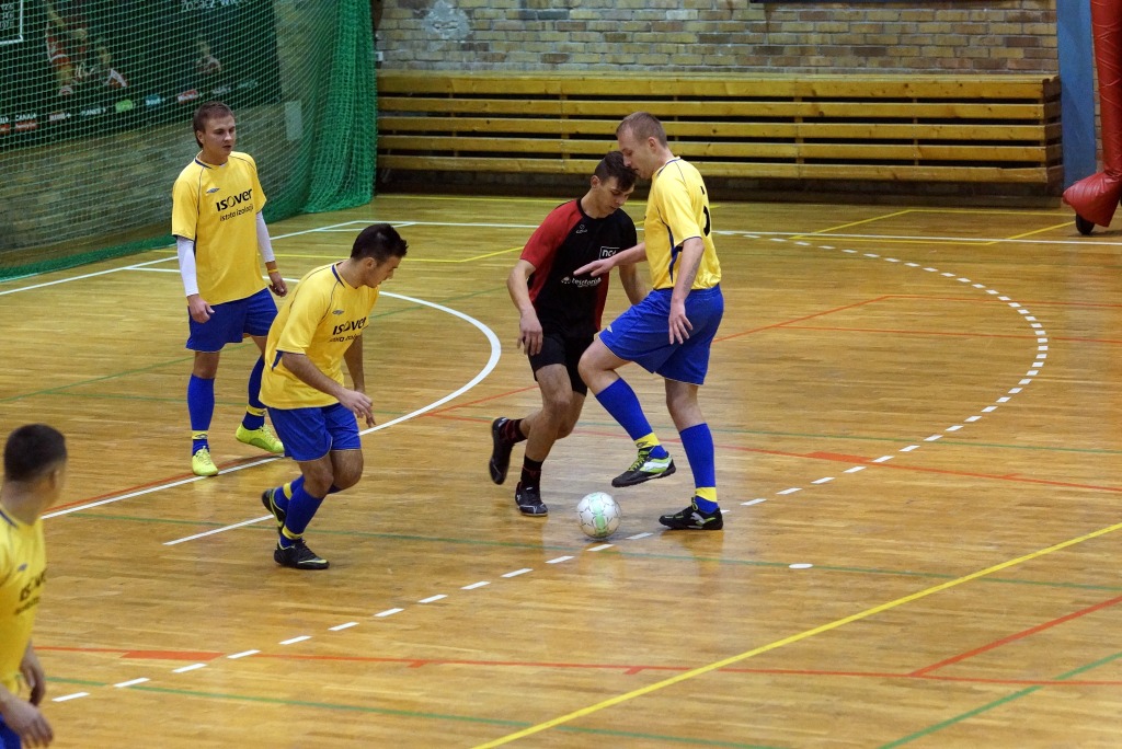 1 kolejka Legnickiej Ligi Halowej. II liga