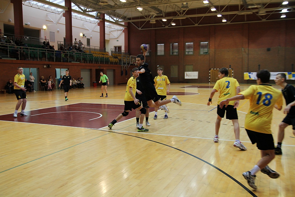 Siódemka Miedź Legnica - Vive Tauron Kielce 15:20