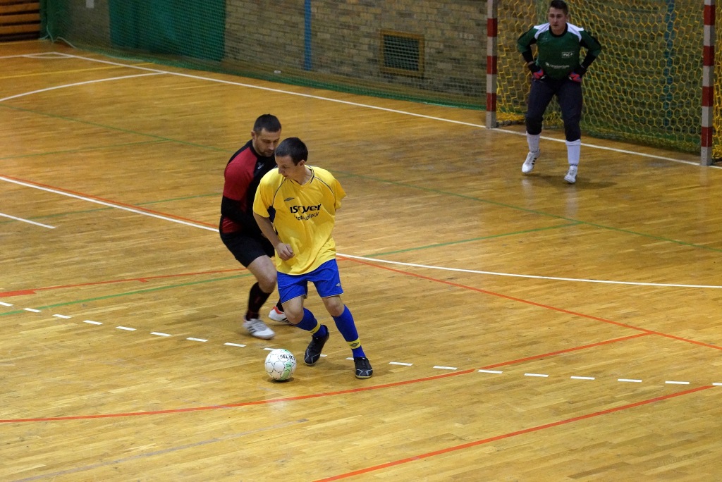 1 kolejka Legnickiej Ligi Halowej. II liga